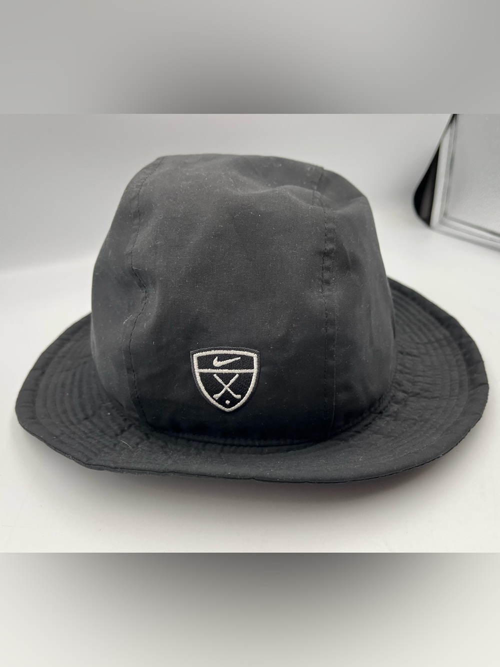 Nike Golf Bucket Hat Mens Medium Black Sun Cap Floppy Bucket Beach Sun Nylon EUC